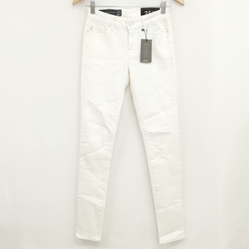 【A/X Armani Exchange】ロゴ スリムジーンズ ホワイト ARMANI EXCHANGE（アルマーニエクスチェンジ）の「【A|X