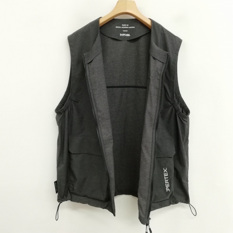 シップス SHIPS any PERTEX(R) ノーカラー マルチポケット ジップ 