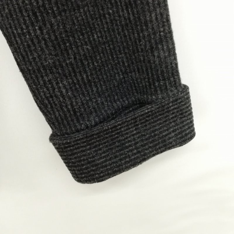 美品★FENDI jeans★総ロゴ タートルカットソー カーキ サイズ38 フェンディ FENDI jeans ヴィンテージ ロゴ刺繍 タートルネック