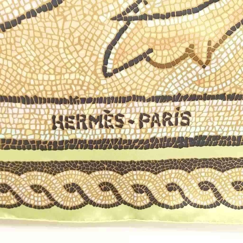 エルメス HERMES カレ90 SOUS LE CEDRE ヒマラヤ杉の下で 大判