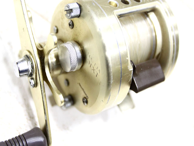SHIMANO CALCUTTA 201XT リール シマノ カルカッタ 201XT 替ハンドル付/Q541M ベイトリール : 釣