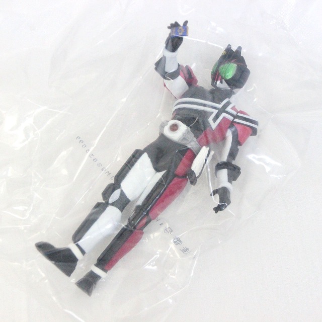 一番くじ 仮面ライダー ディケイド セイバー フィギュア 3個セット 一番くじ 仮面ライダー ディケイド セイバー フィギュア 3個セット