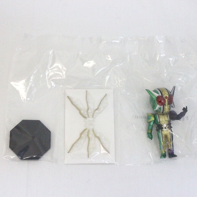 未開封品 フィギュア 仮面ライダーW サイクロンジョーカーゴールド 