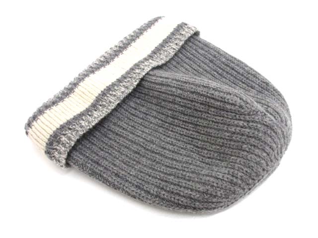 美品 ディオール 05DWI714I007 ニット帽 ビーニー ロゴ キャップ 美品 ディオール 05DWI714I007 ニット帽 ビーニー ロゴ キャップ