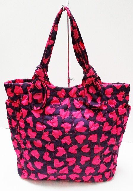マークバイマークジェイコブス MARC by MARC JACOBS ハート総柄 