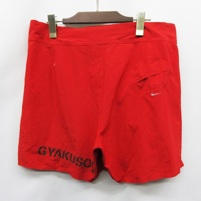 Nike GYAKUSOU レッドショートパンツ Nike GYAKUSOU レッドショートパンツ