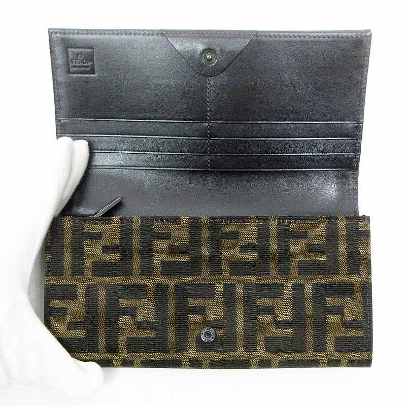 未使用品 フェンディ FENDI ズッカ柄 二つ折り 長財布 茶 ブラウン系 