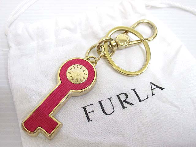 フルラ FURLA 鍵型 キーリング チャーム ピンク ゴールド キーホルダー 