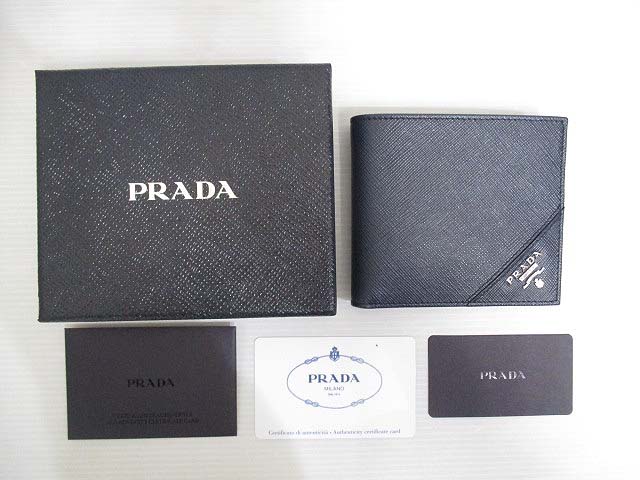 未使用品 プラダ PRADA 2MO738 二つ折り 財布 サフィアーノ