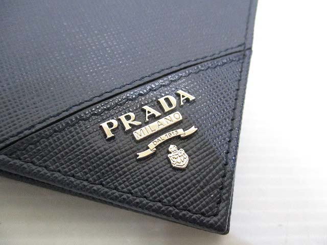 未使用品 プラダ 2MO738 サフィアーノメタル 小銭入れ付き 二つ折り財布 未使用品 プラダ PRADA 2MO738 二つ折り 財布 サフィアーノ