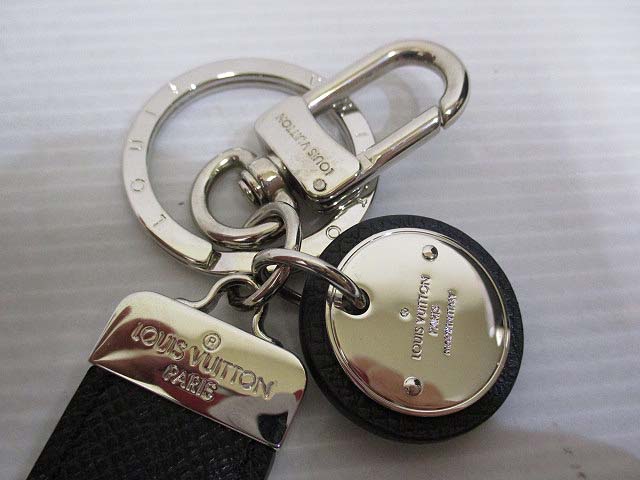 ルイヴィトン LOUIS VUITTON 美品 タイガ ポルトクレ ネオLVクラブ 
