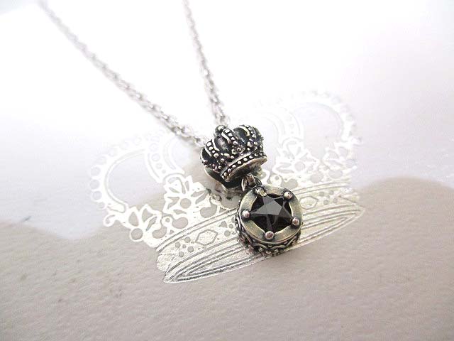 未使用品 ジャスティンデイビス Justin Davis Cherie Star Snj651 ネックレス ペンダント いぶし加工 シルバー 925 ブラック チェーン 45cm クラウン 王冠 スター 星 メンズ レディース 065 ベクトルパーク