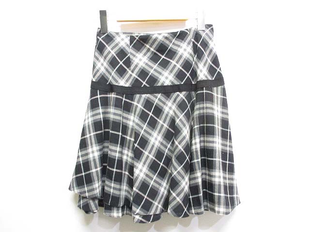 BURBERRY チェック柄フレアスカート 36 BURBERRY チェック柄 フレアスカート 36