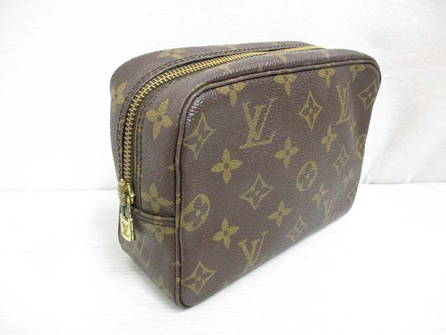 ルイヴィトン LOUIS VUITTON モノグラム トゥルース トワレット 18  