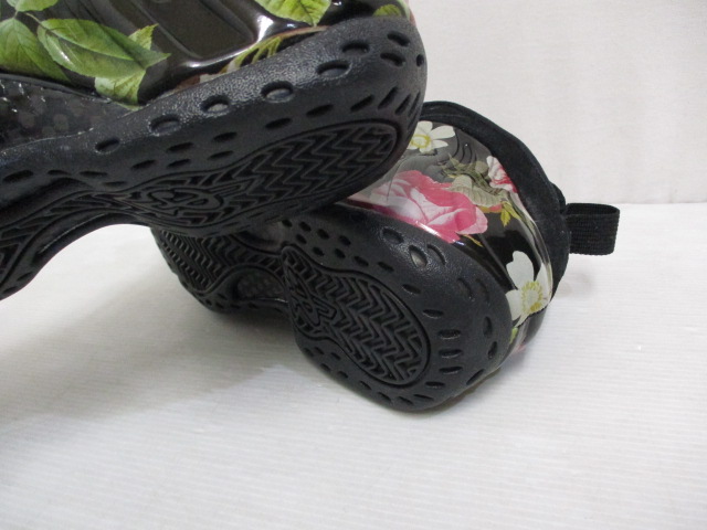未使用品 ナイキ NIKE WMNS AIR FOAMPOSITE ONE FLORAL エア