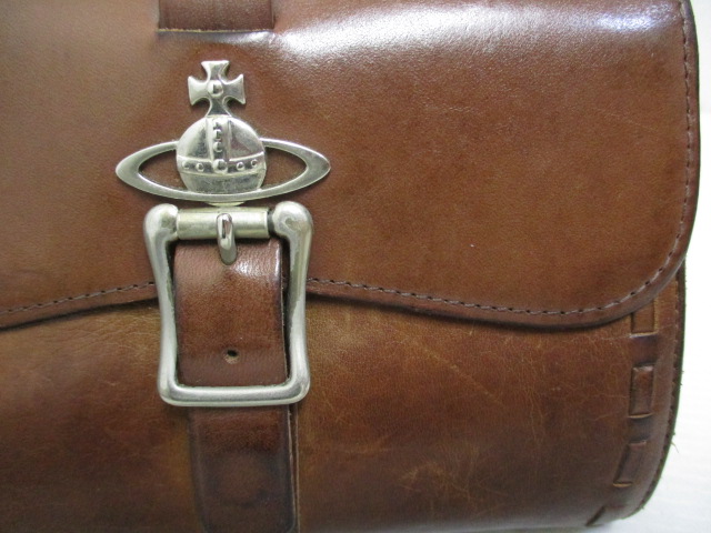 ヴィヴィアンウエストウッド Vivienne Westwood 財布 レザー