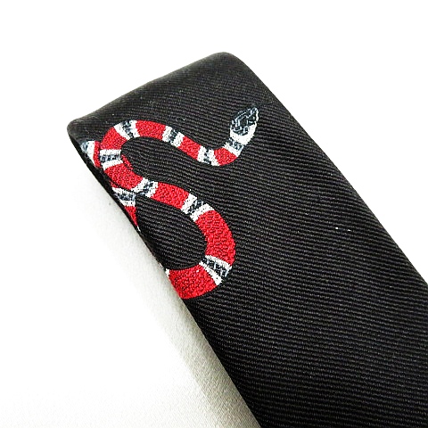 グッチ GUCCI キングスネーク ネクタイ 絹シルク100 黒ブラック メンズ  