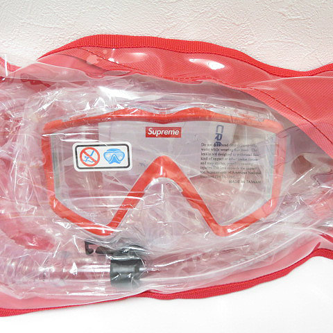 未使用品 シュプリーム SUPREME ☆AA☆Cressi Snorkel Set Red 
