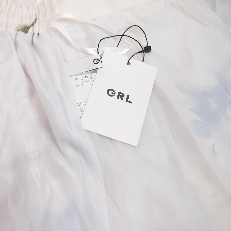 未使用品 グレイル Grl スカート ウエストゴム タック ロング フレア タグ付き 花柄 M マルチ レディース 066 ベクトルパーク