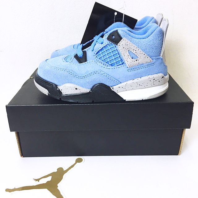 未使用品 ナイキ NIKE ☆AA☆ Air Jordan 4 SE University Blue TD 