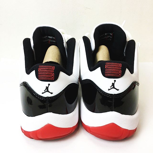 ナイキ NIKE ☆AA☆Air Jordan 11 Low White Bred AV2187-160 US8 26cm 