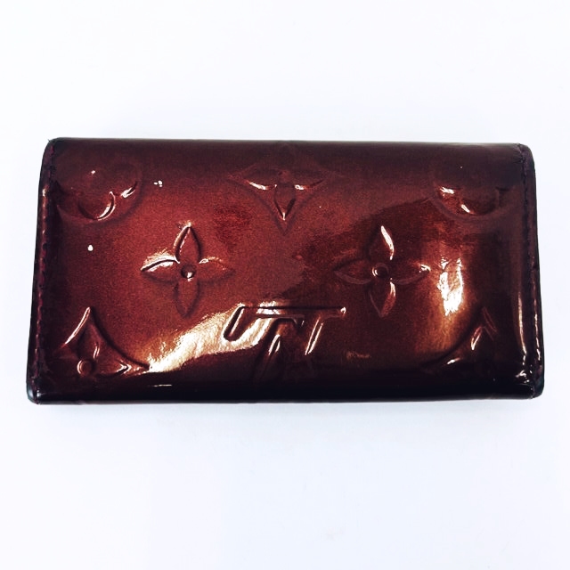ルイヴィトン LOUIS VUITTON モノグラム ヴェルニ ミュルティクレ 4 