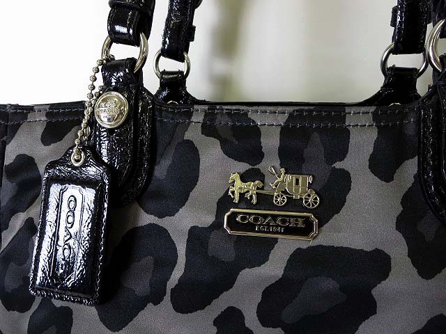 コーチ COACH バッグ ショルダーバッグ ナイロン アニマル