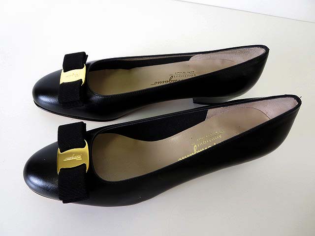 未使用品 サルヴァトーレフェラガモ Salvatore Ferragamo パンプス 