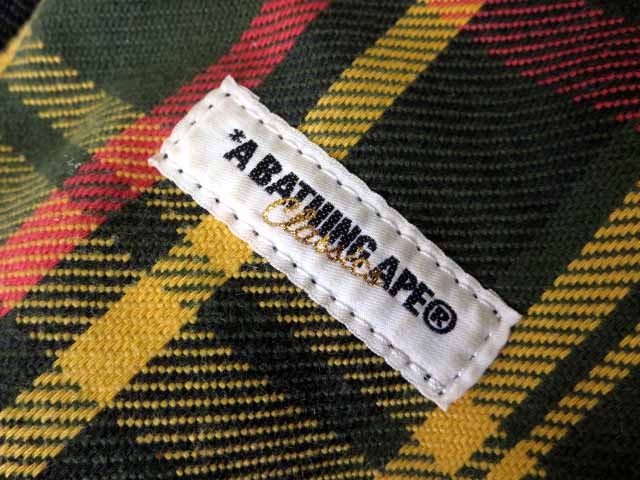 A BATHING APE 伊勢丹チェック柄　　ボストンバッグ アベイシングエイプ A BATHING APE バッグ ボストンバッグ ロゴ