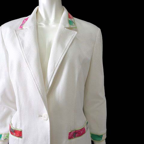 レオナール LEONARD スカートスーツ 上下 セットアップ ロゴ 花柄 