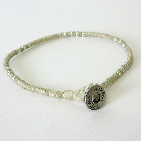 ワカミ Wakami ブレスレット ワックス コード ロゴ ライトグレー シルバー アクセサリー メンズ レディース 068 ベクトルパーク