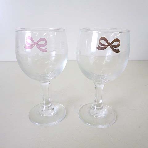 未使用品 ハローキティ HELLO KITTY ダイカット マグカップ ワイン