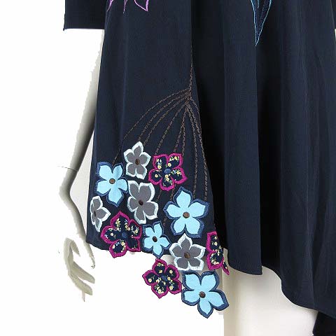 TOKUKO 1er VOL　トクコ　ニット チュニック　動物　お花　刺繍 花の刺繍アップリケ付きワンピース 〜TOKUKO 1er VOL | Salon de EL