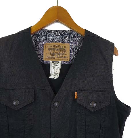 【極美品】Levi's 黒 デニム ベスト US Mサイズ L相当 リーバイス リーバイス Levi's RE-ISSUED デニム ベスト ジレ 裏ペイスリー