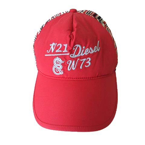 Diesel ニット帽　赤 DIESEL（ディーゼル）の「キッズ ニットキャップ ビーニー