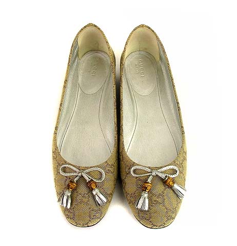 グッチ GUCCI GGキャンバス パンプス フラットシューズ 靴 タッセル 