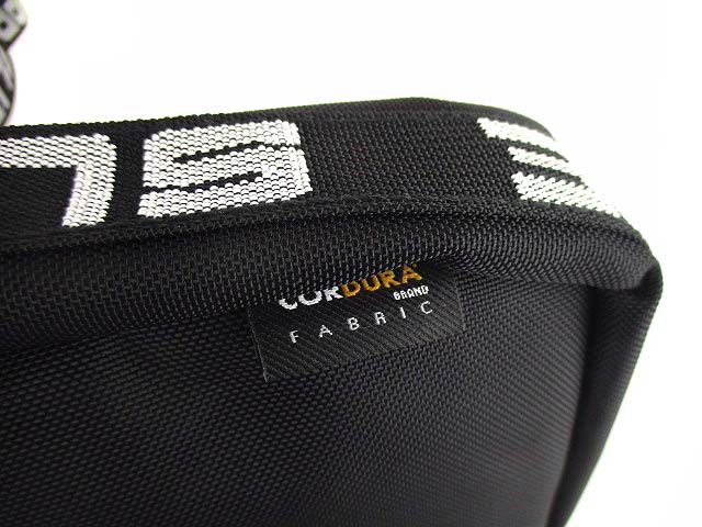 Supreme ショルダーバッグ　ドラムバッグ 黒 チェック柄 Supreme Leather Shoulder Bag Black 黒