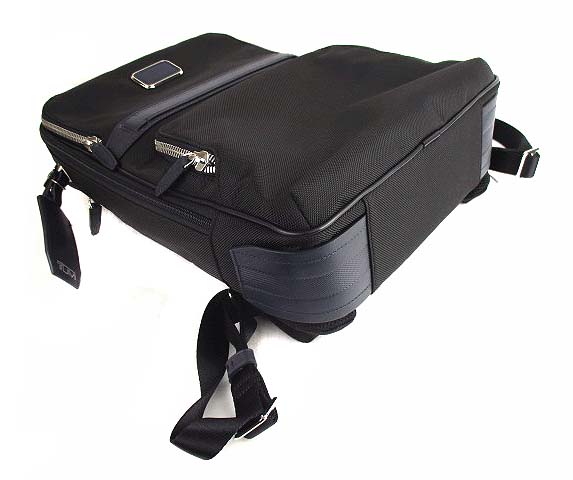 行動的なビジネスパーソンを強力にサポートするトゥミのJARVIS（ジャー