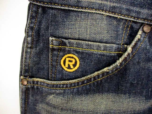 アベイシングエイプ A BATHING APE デニムパンツ ジーンズ 刺繍 