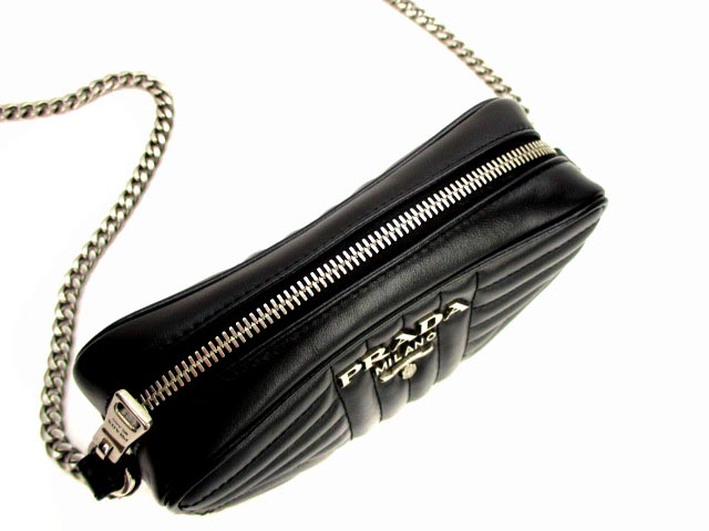 プラダ PRADA ダイアグラム クロスボディバッグ ショルダーバッグ  