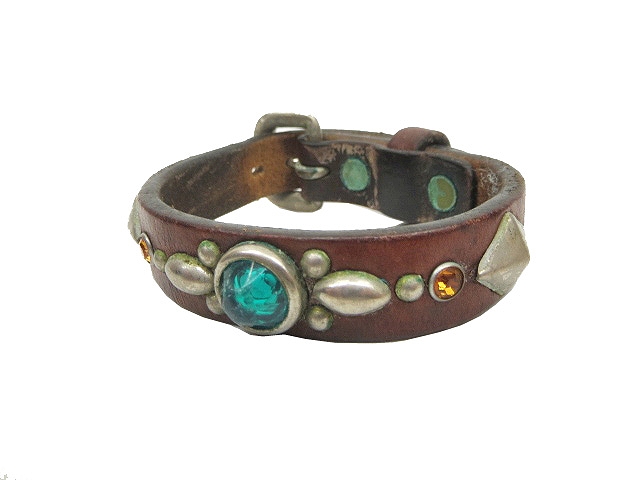 ロイスト ROIST ブレスレット レザー スタッズ ビジュー ハンドメイド