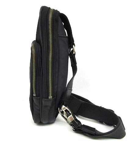 バーバリーブラックレーベル BURBERRY BLACK LABEL ボディバッグ