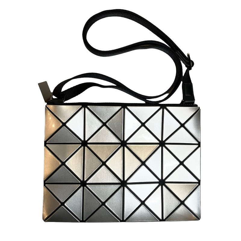 未使用品 バオバオ イッセイミヤケ BAOBAO ISSEY MIYAKE タグ付き  
