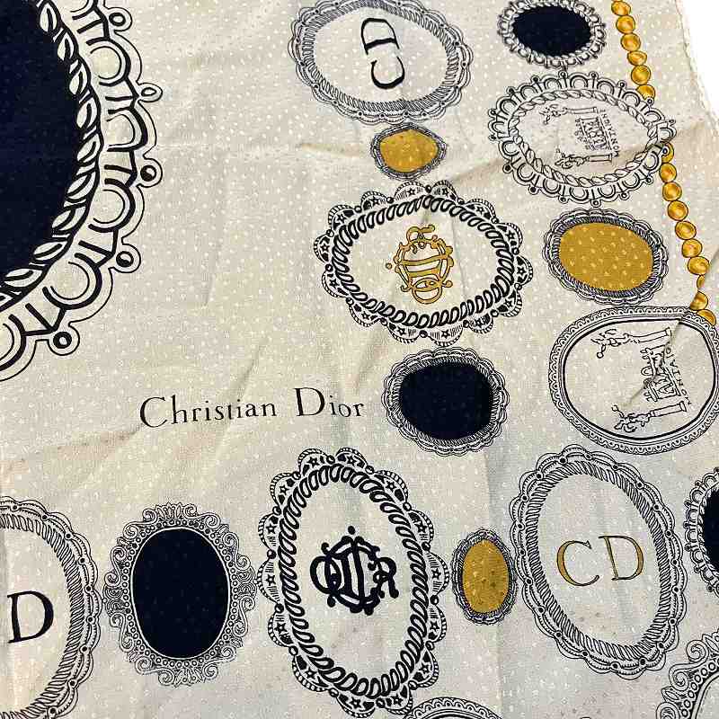 イタリア製 Christian Diorクリスチャンディオール CD柄　スカーフ クリスチャンディオール Christian Dior スカーフ CDカメオ柄