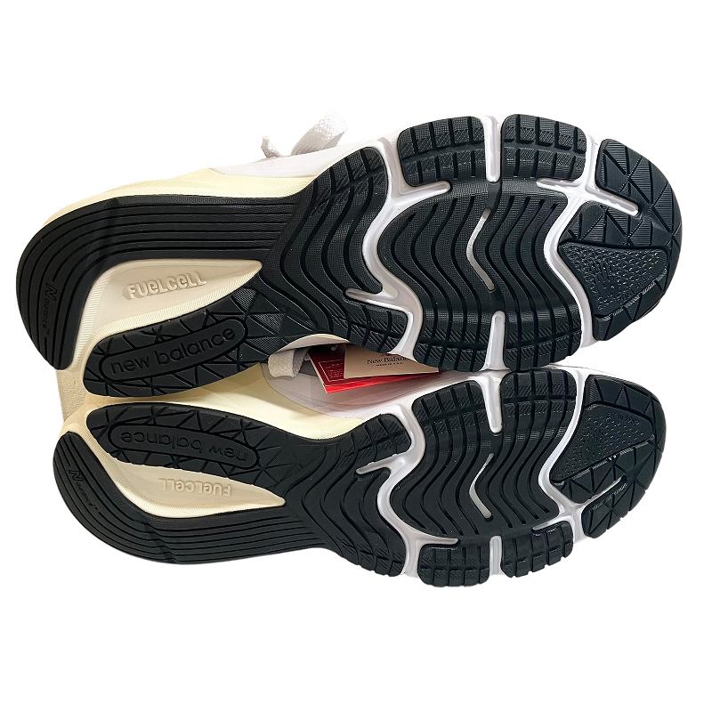 未使用品 ニューバランス NEW BALANCE U990TG6 タグ付き スニーカー 
