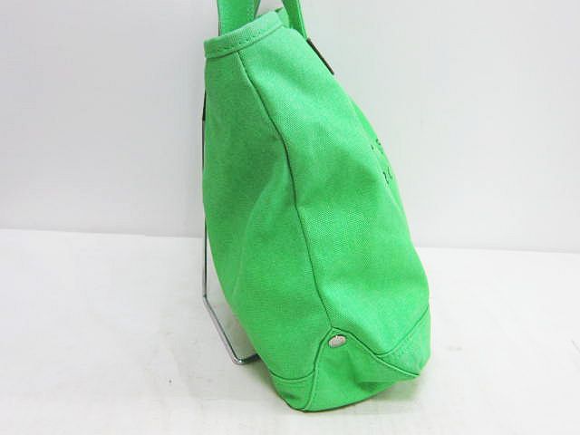 マークバイマークジェイコブス　トートバッグ　カーキ　キャンバス　A567 マークバイマークジェイコブス トートバッグ カーキ キャンバス