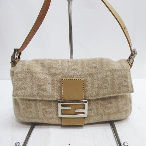 フェンディ FENDI ズッカ柄 マンマバケット ウール ワンショルダー 