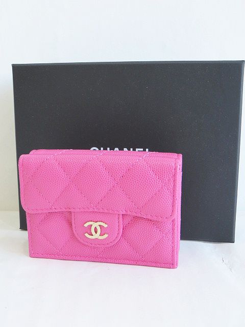 シャネル CHANEL マトラッセ キャビアスキン 財布 三つ折り