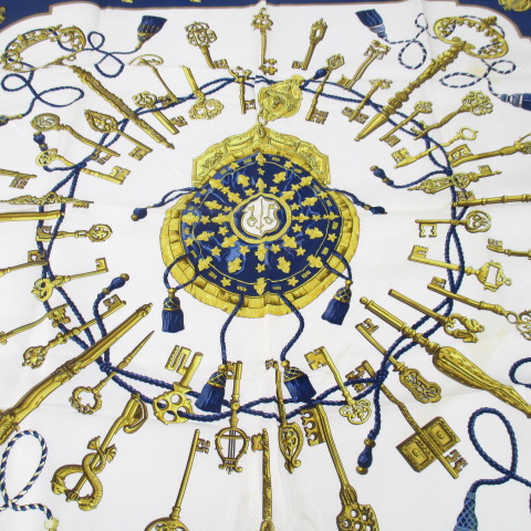 エルメス カレ90 LES CLES 鍵 スカーフ シルク ネイビー エルメス HERMES LES CLES 鍵柄 絹 シルク カレ90 スカーフ ストール