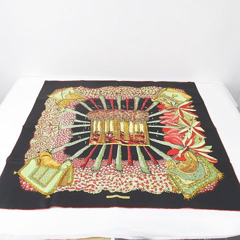 エルメス HERMES OMBRES ET LUMIERES 影と光 絹 シルク カレ90 スカーフ ストール ブラック 黒系 フランス製 レディース